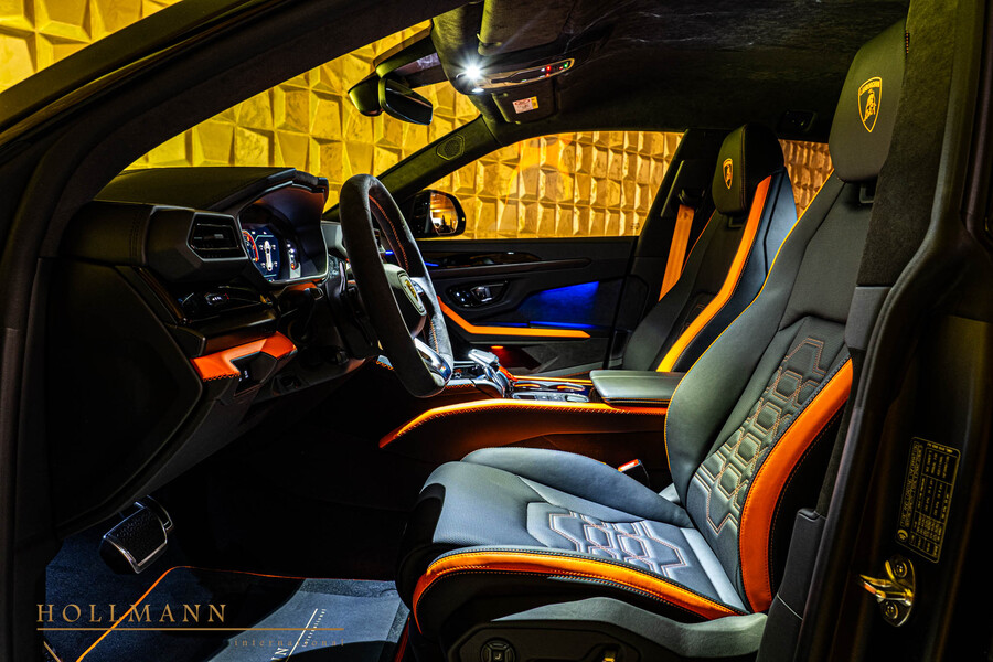 Vehicle view 18