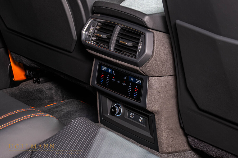 Vehicle view 23