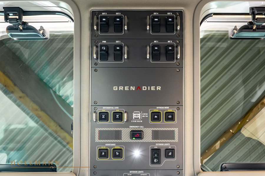 Vehicle view 16
