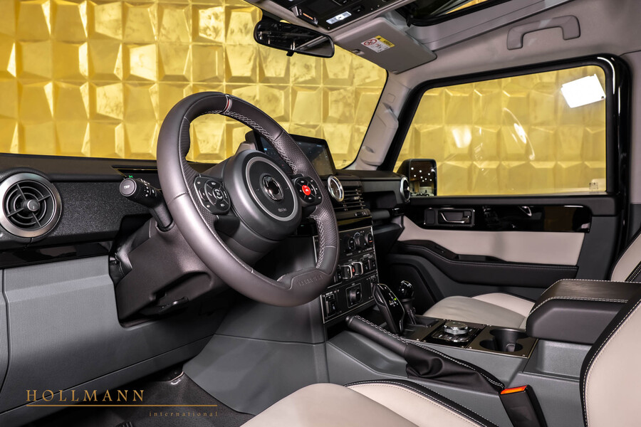 Vehicle view 9