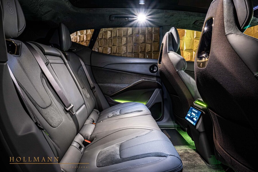 Vehicle view 28