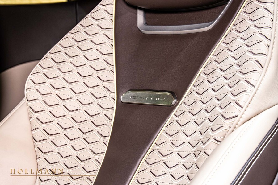 Vehicle view 15