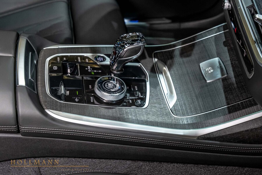 Vehicle view 14