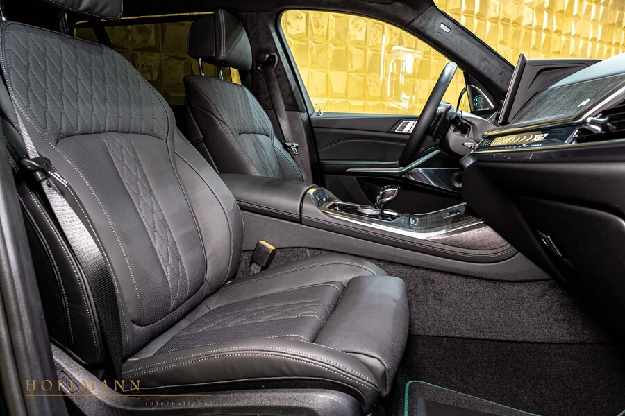 Vehicle view 17