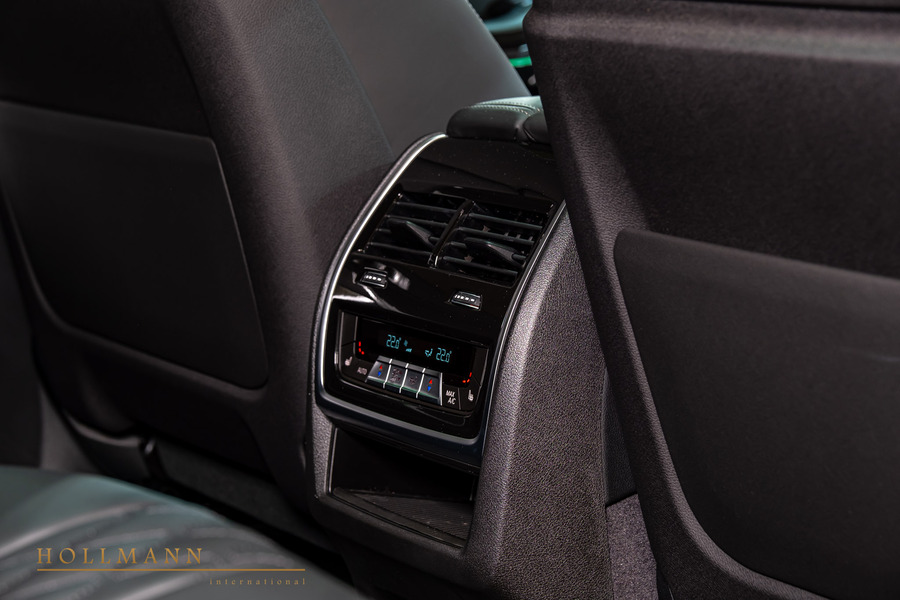 Vehicle view 21