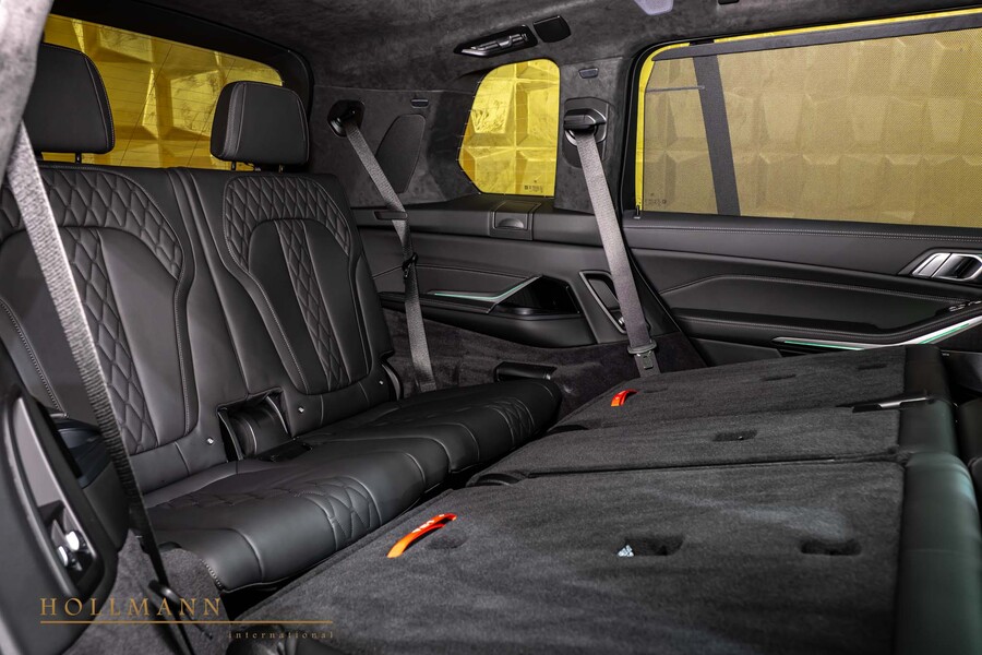 Vehicle view 27