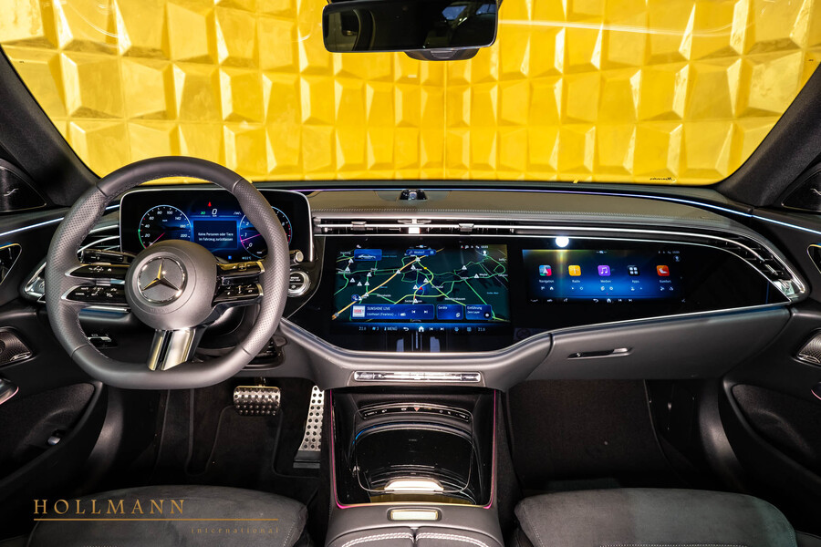 Vehicle view 23