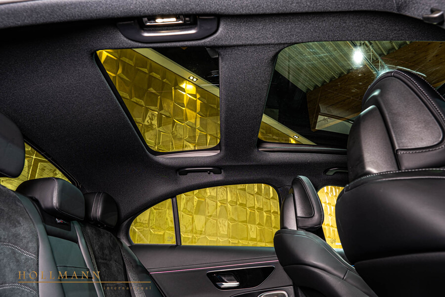 Vehicle view 29
