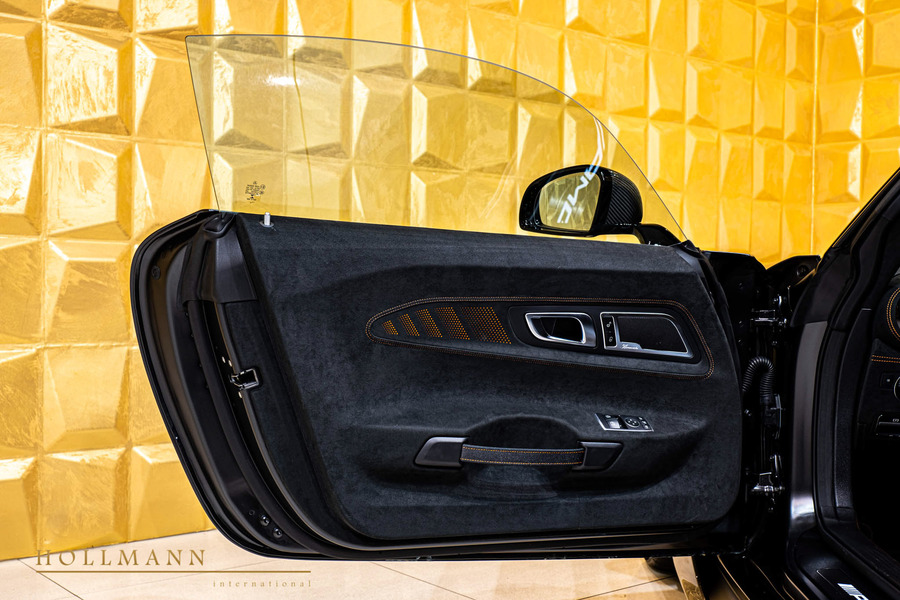 Vehicle view 14