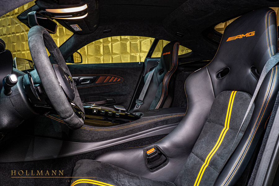 Vehicle view 17