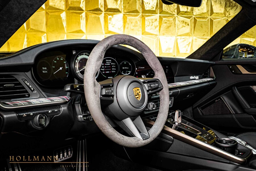 Vehicle view 15