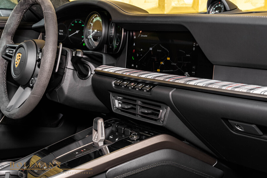 Vehicle view 23
