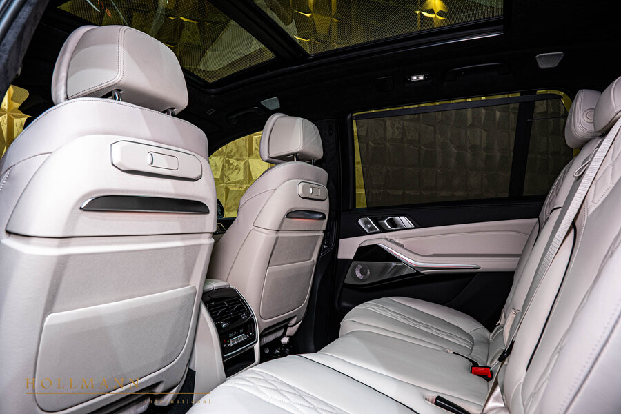 Vehicle view 13