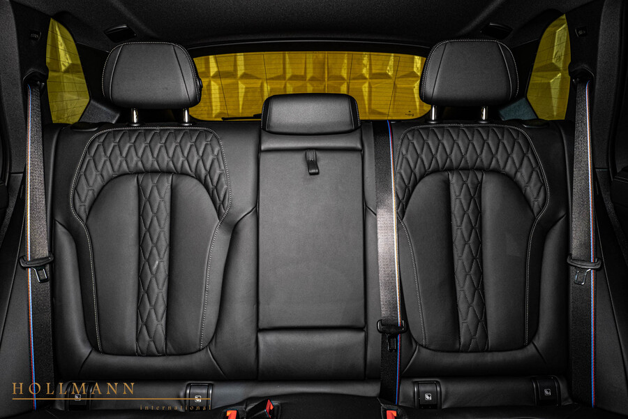 Vehicle view 23