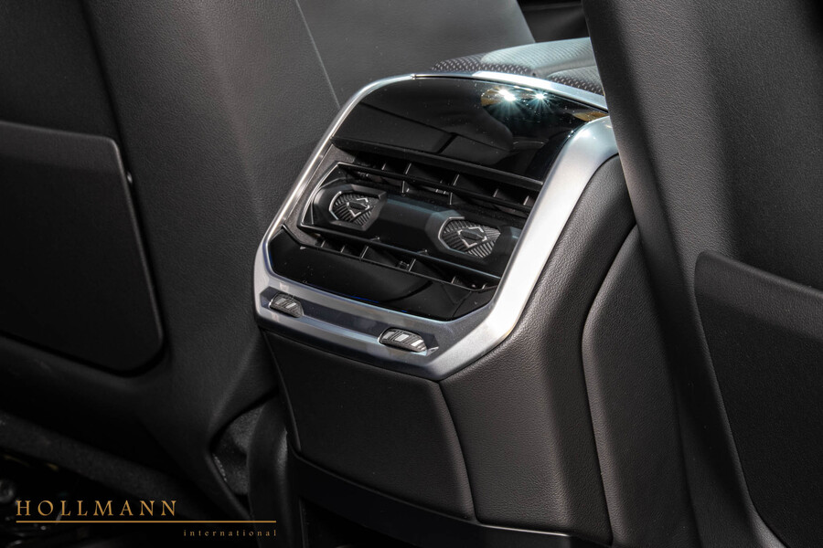 Vehicle view 26