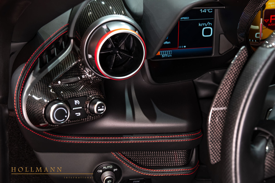 Vehicle view 17
