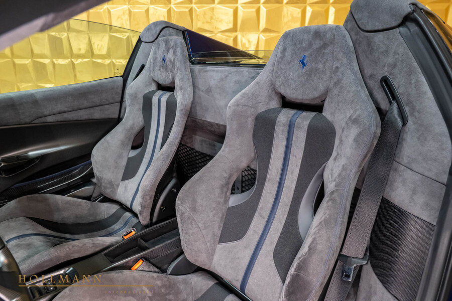 Vehicle view 23