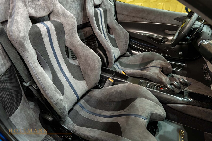 Vehicle view 25