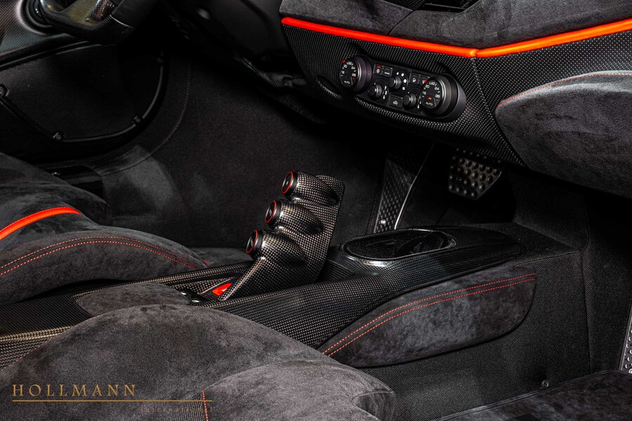 Vehicle view 11