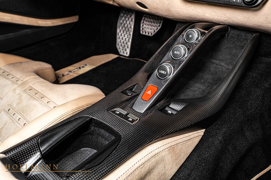Vehicle view 25