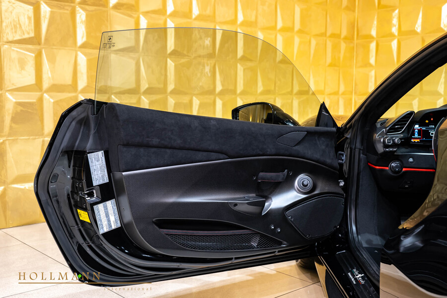 Vehicle view 25