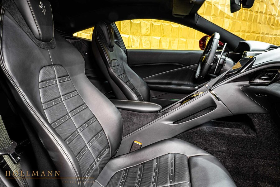 Vehicle view 9