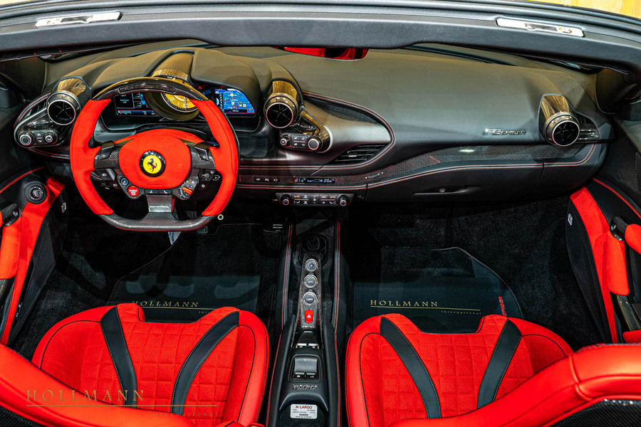 Vehicle view 25