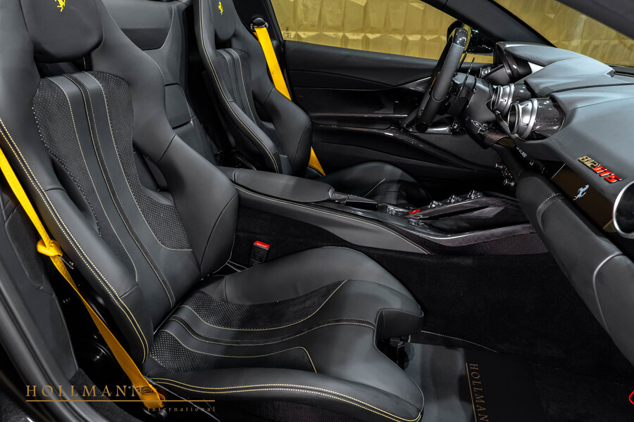 Vehicle view 23