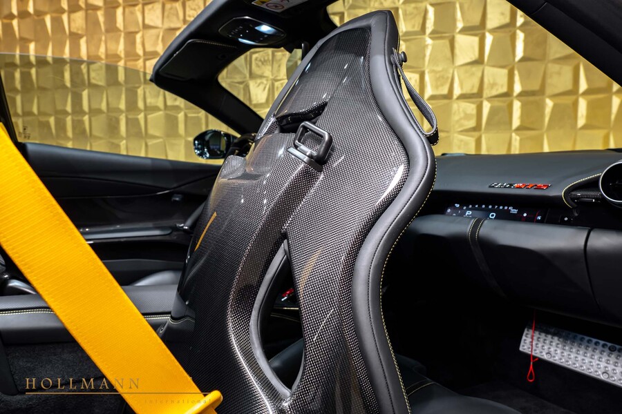 Vehicle view 27