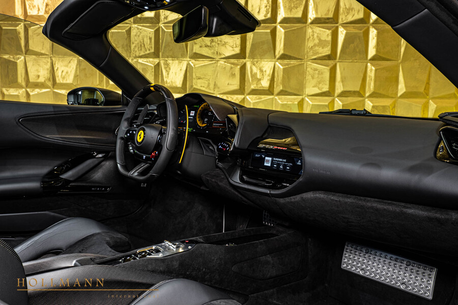 Vehicle view 25