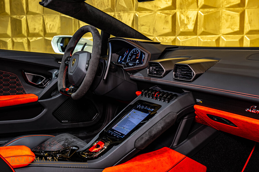 Vehicle view 18