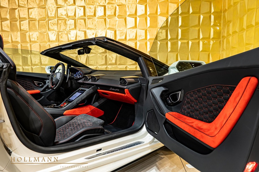 Vehicle view 19
