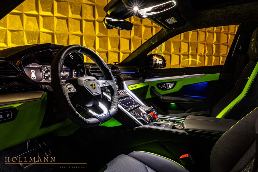 Vehicle view 17