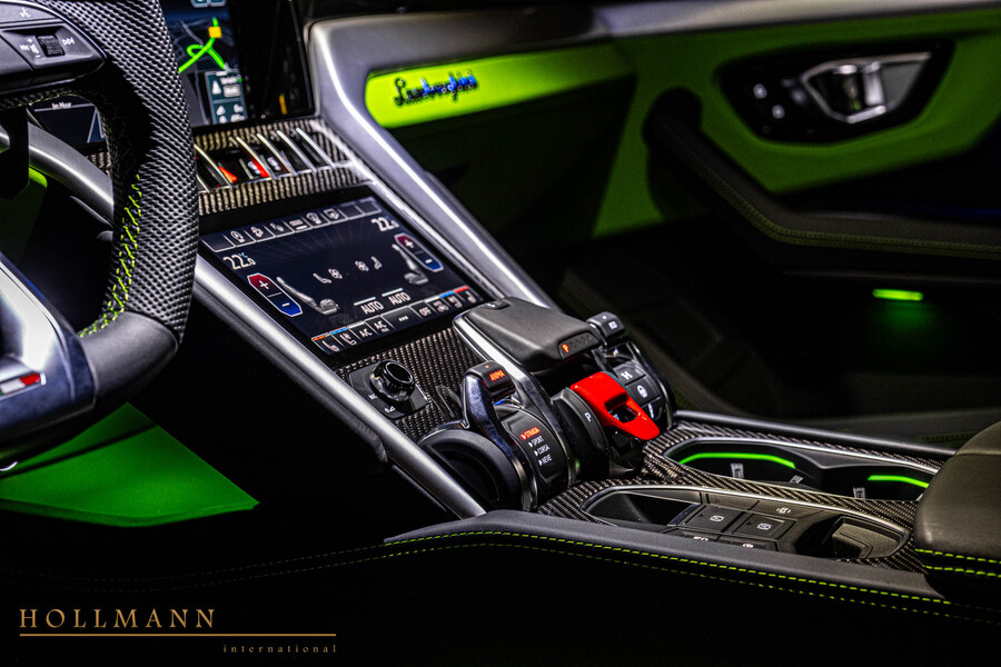 Vehicle view 18