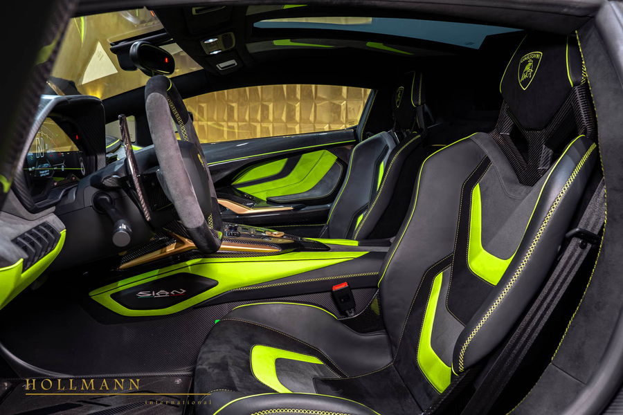 Vehicle view 17