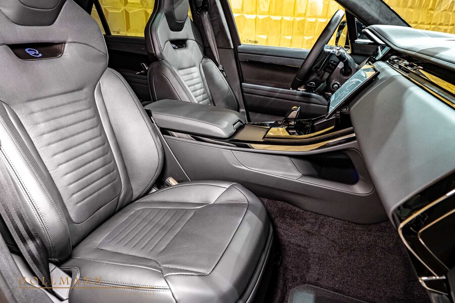 Vehicle view 17