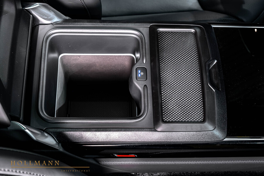 Vehicle view 18