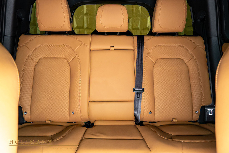 Vehicle view 21
