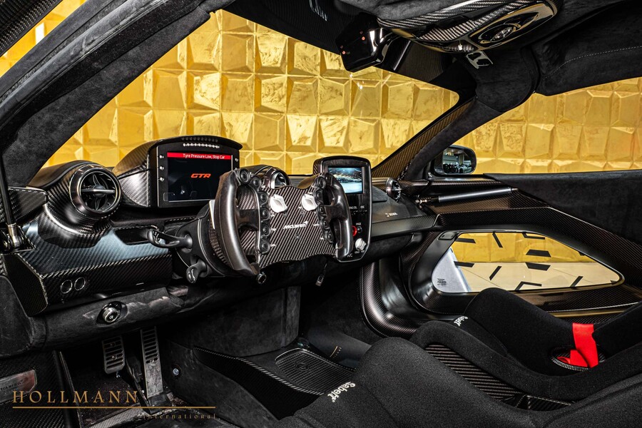 Vehicle view 15