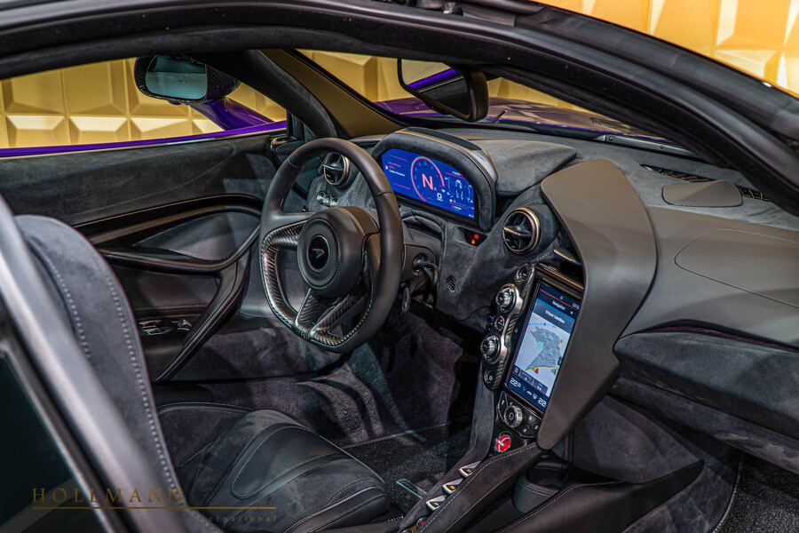 Vehicle view 12