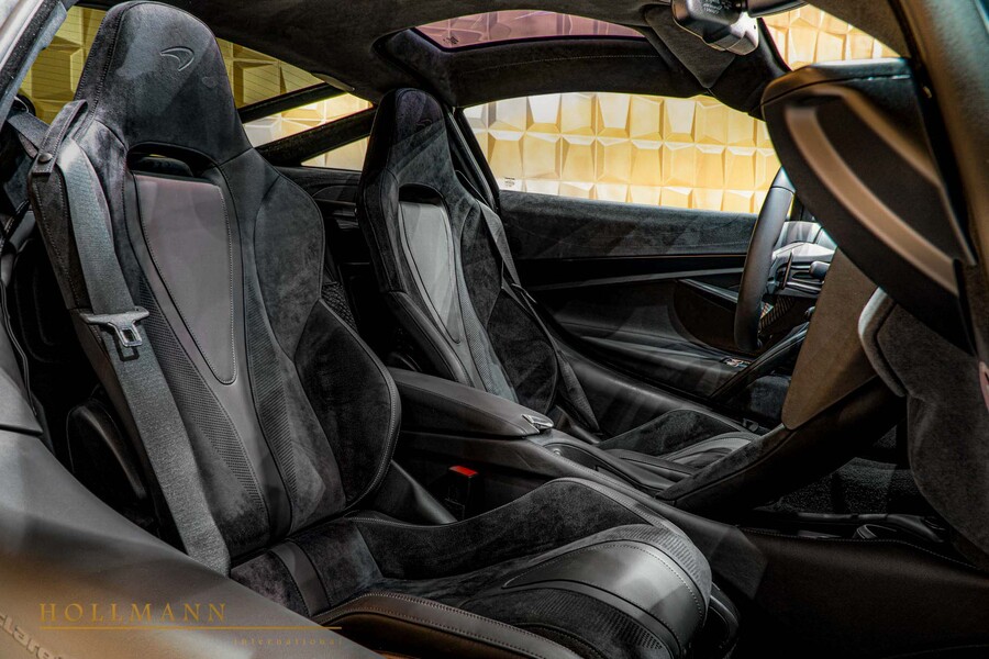 Vehicle view 14