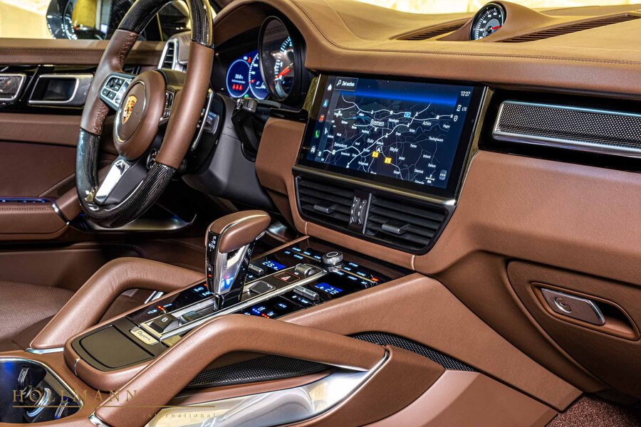 Vehicle view 15