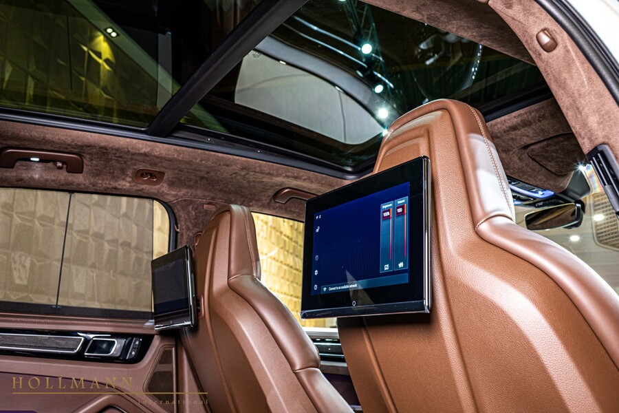 Vehicle view 23