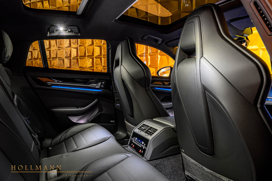 Vehicle view 13