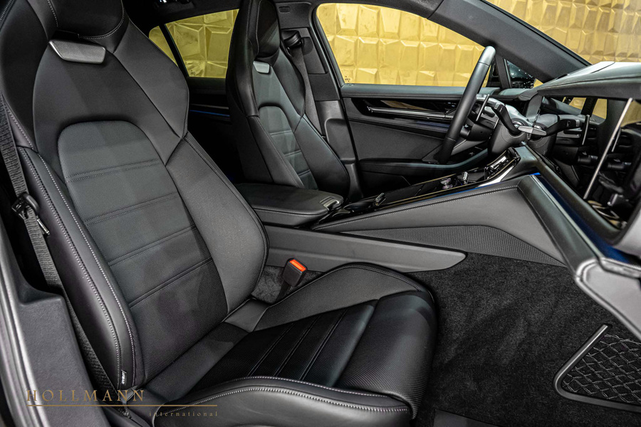 Vehicle view 17