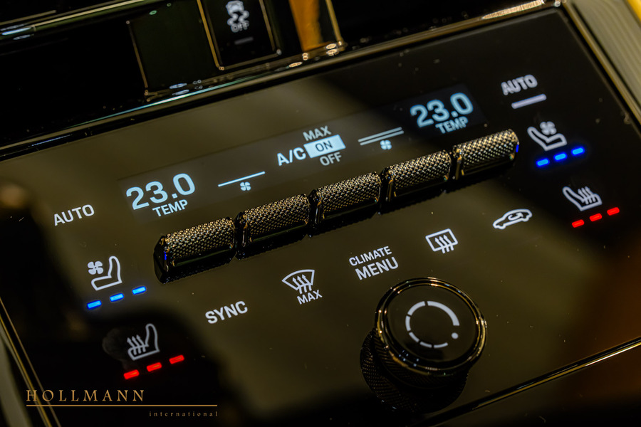 Vehicle view 25