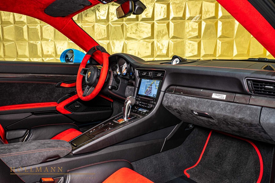 Vehicle view 17