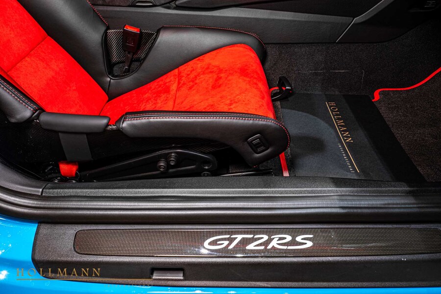 Vehicle view 23