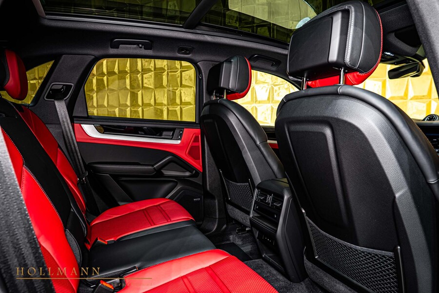 Vehicle view 14