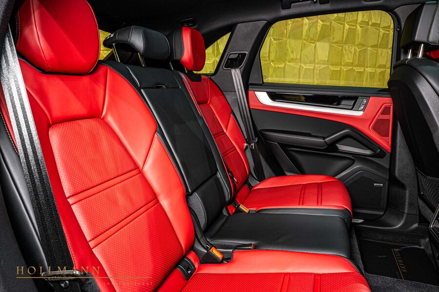 Vehicle view 19